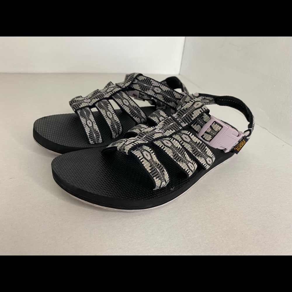 Teva Dorado Gladiator/huarache Style Sandal Sz 7  Lilac Purple